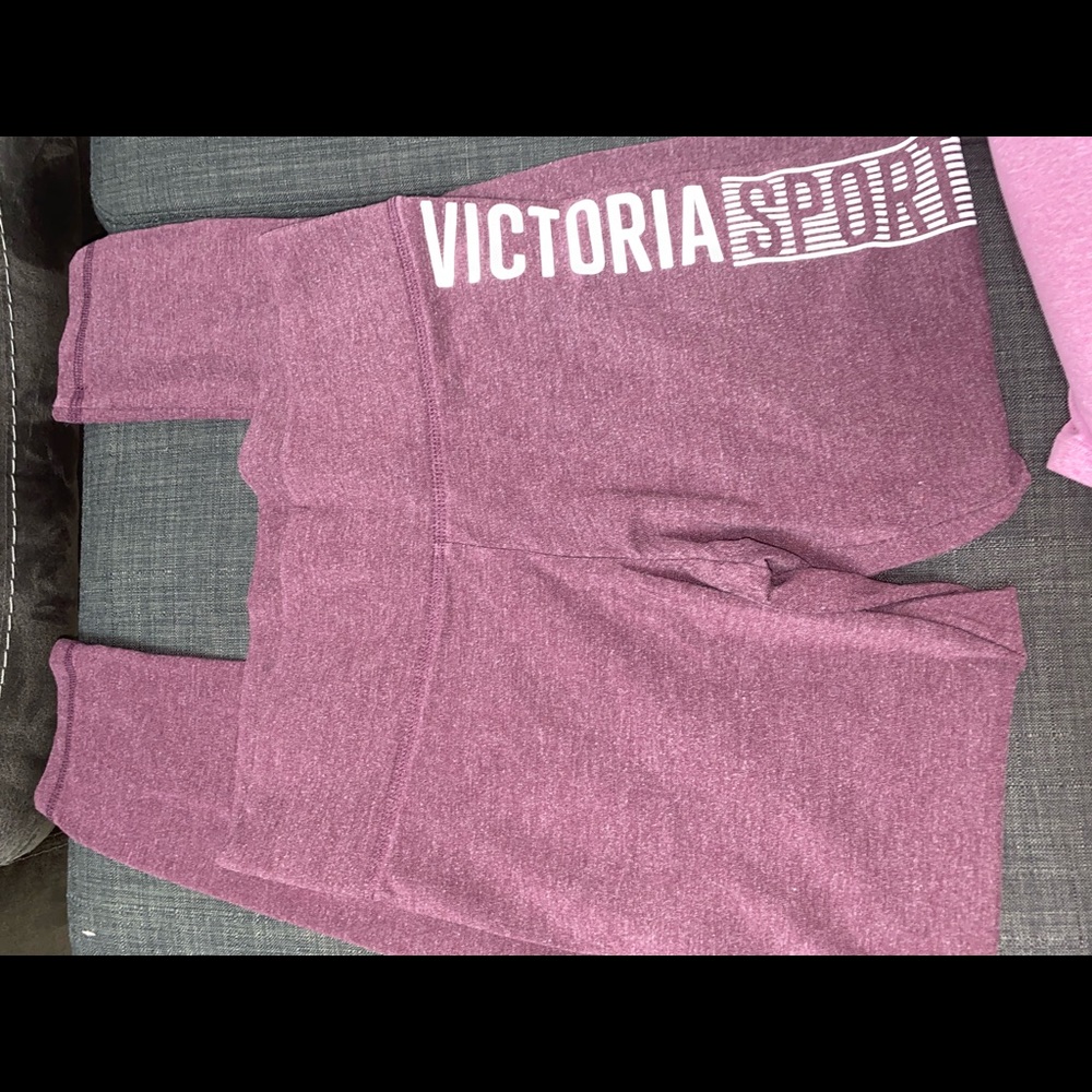 Victoria Secret leggings - Picture 2 of 3